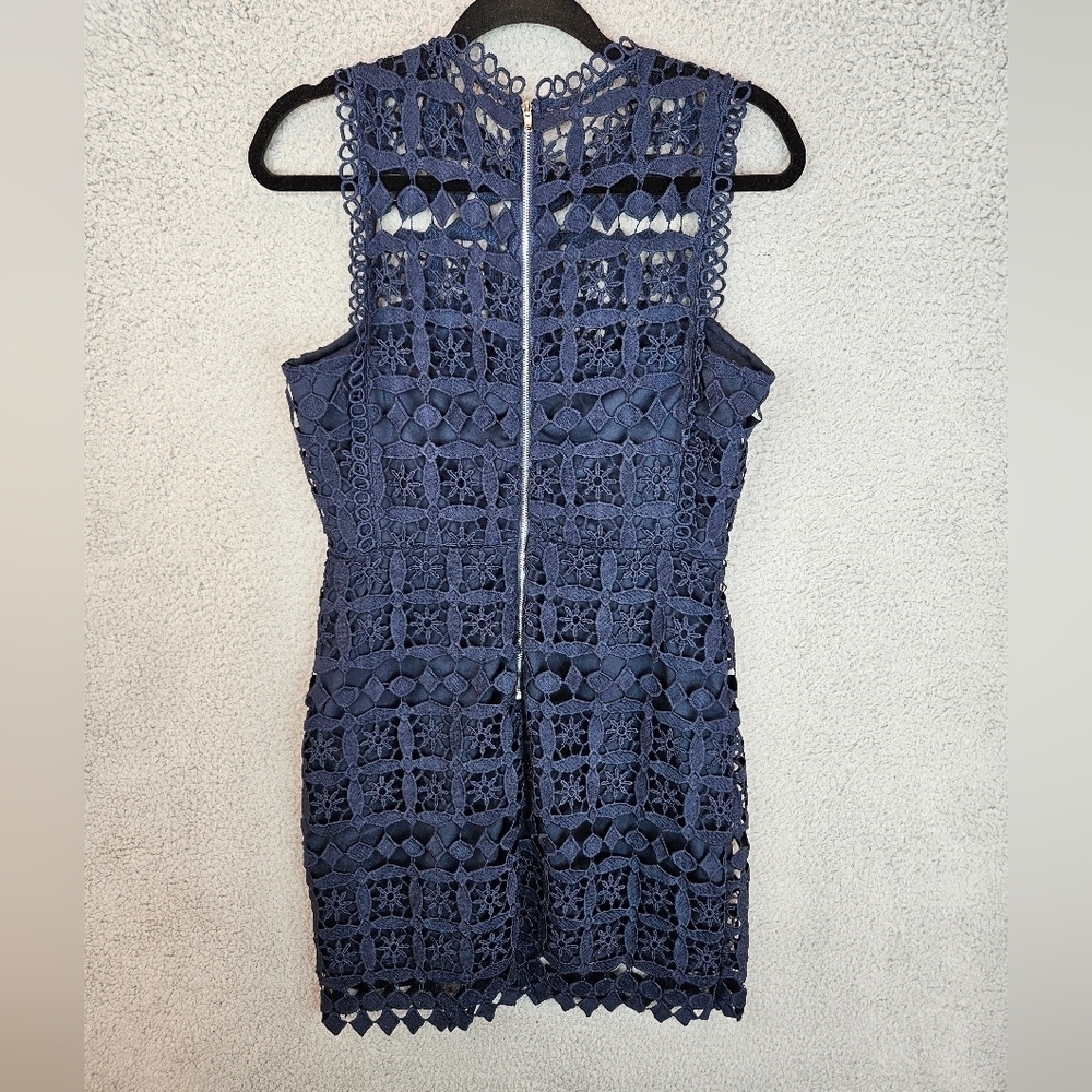 Lulu's Womens Pay Tribute Navy Blue Crochet Dress Sz M Sleeveless  Cocktail Club - Picture 6 of 12